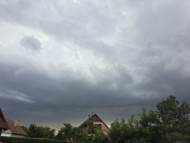 Közeledő zivatar:) 3