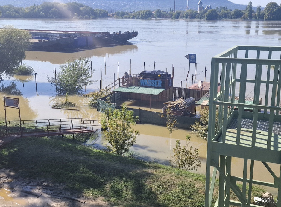 Illetve ugyan itt a Duna kb 2 éve