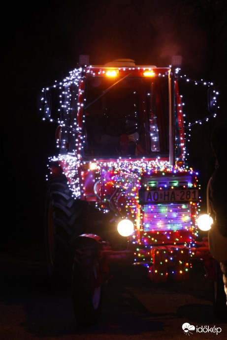 Mai Furtai traktoros felvonulás:) 5