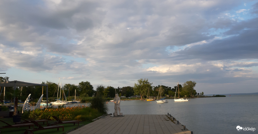 Révfülöp - kikötő