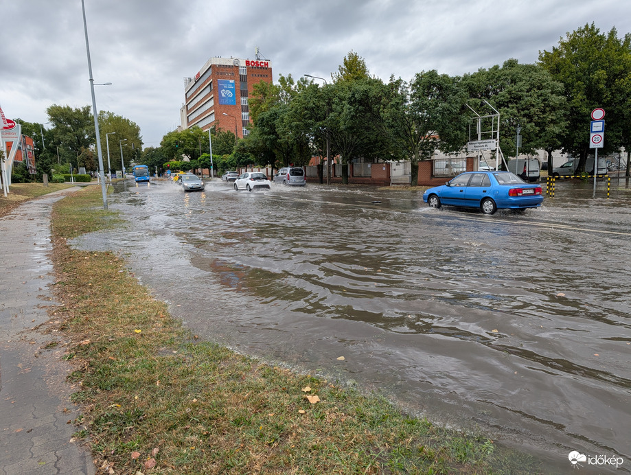 Kőbánya - Újhegyi Auchan