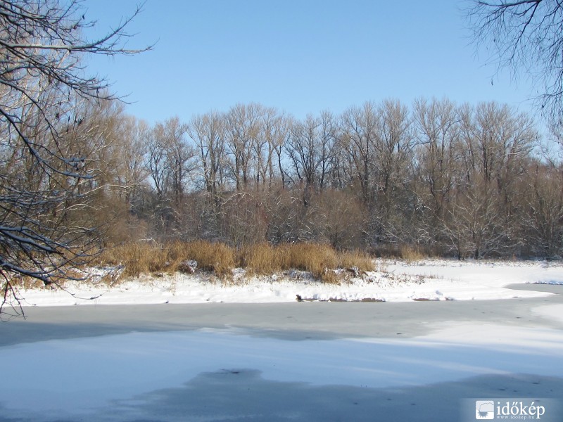 Fagyott téli világ