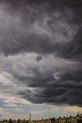 Így érkezett meg a mai zivatar Szeged fölé.