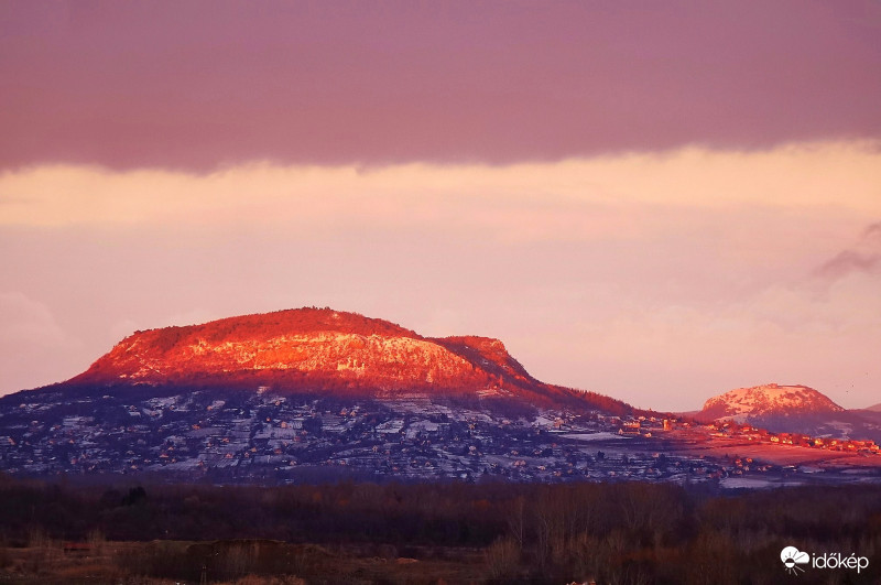 A Balaton vulkánjai ismét izzásban.. Balatongyörök, Szépkilátó 2019.01.06. Naplemente 