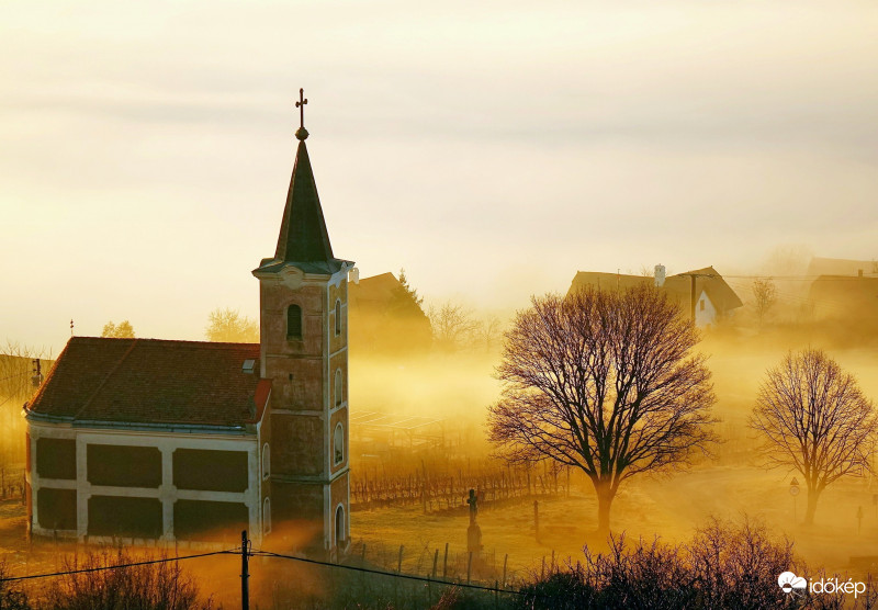 A mai reggeltől kívánni sem lehetne szebbet..  Látvány a Szent György-hegyről. 2019.01.30. Balaton 