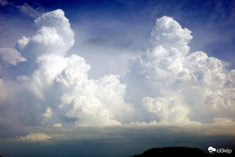 Zivatarok látványa a Szent György-hegyről  2018-05-10