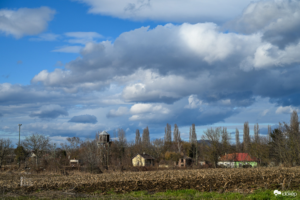 A keleti összeáramlási zóna záporai Tiszalökről