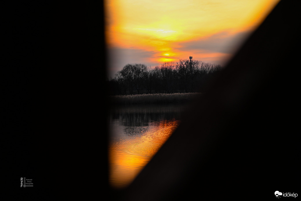 Szaharai poros naplemente