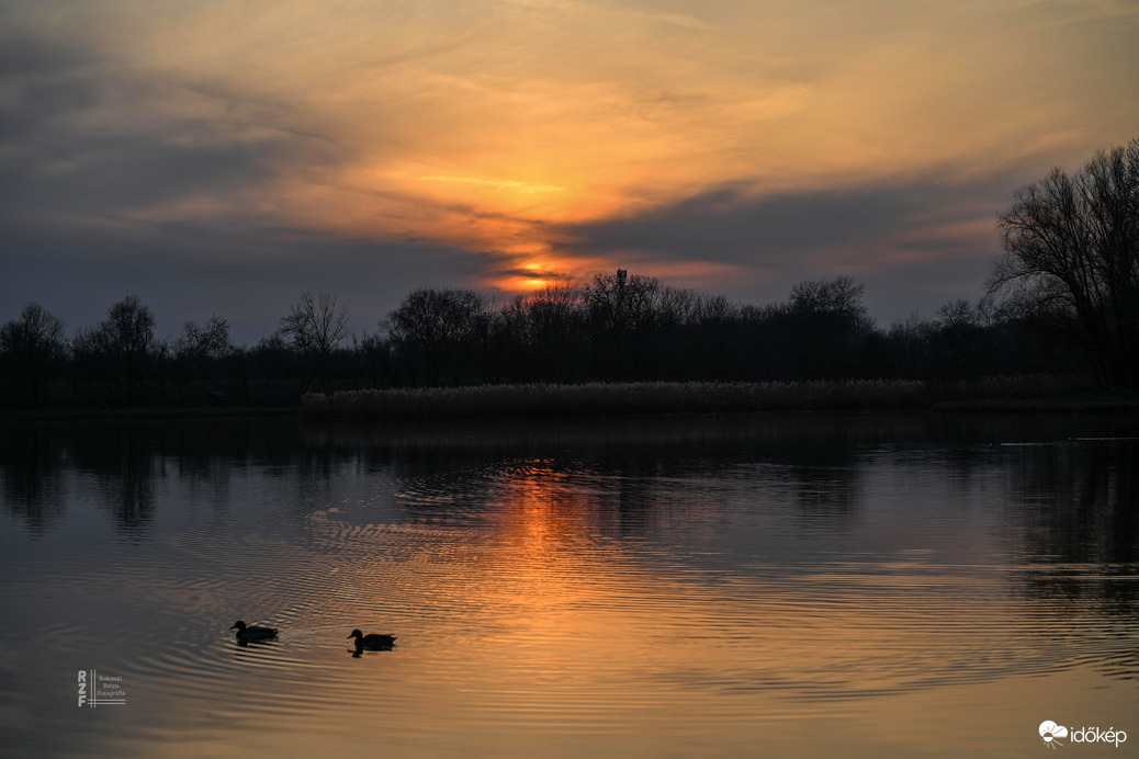 Szaharai poros naplemente