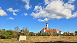 Váci panoráma gomolyfelhőkkel