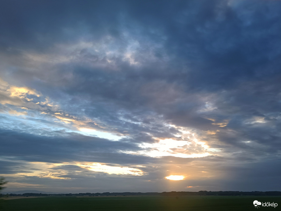 Szentlőrinckáta