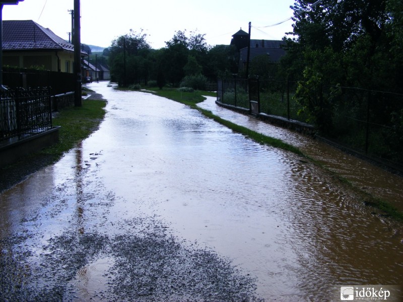 Debrőd a felhőszakadás után