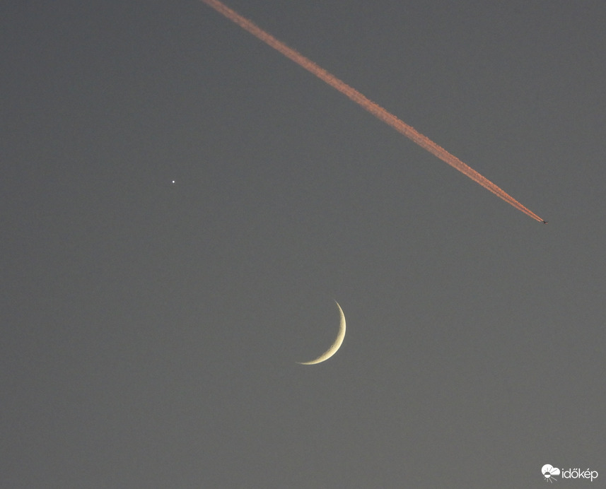 Jupiter és a Hold