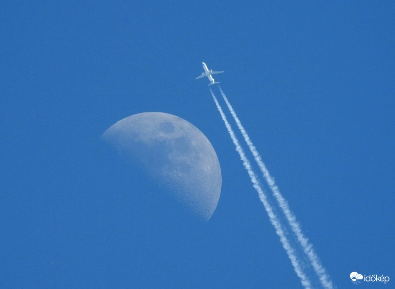 Enter Air Boeing 