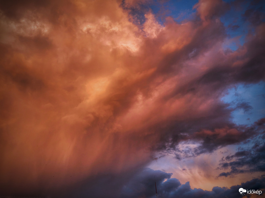 Napvégi színek tobzódása