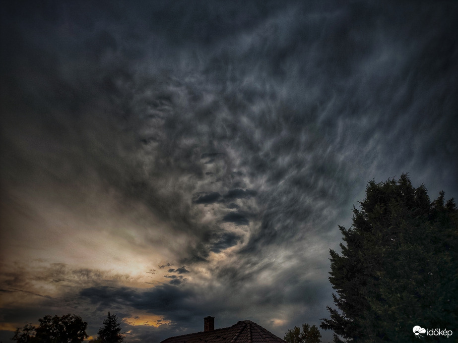 Hogy mi lesz... majd megtudjuk