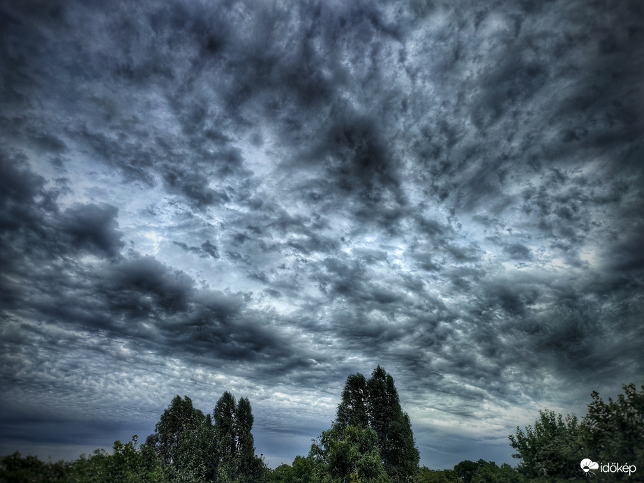 Remélem megázunk az augusztusi hidegfrontból :)