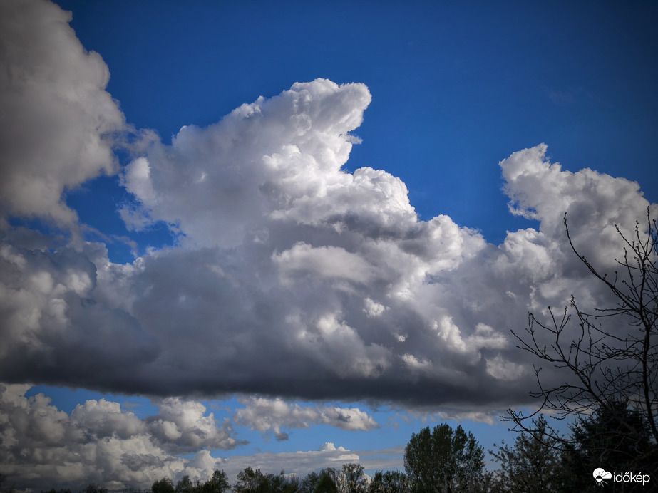 Maradt még puskapor a légkörben
