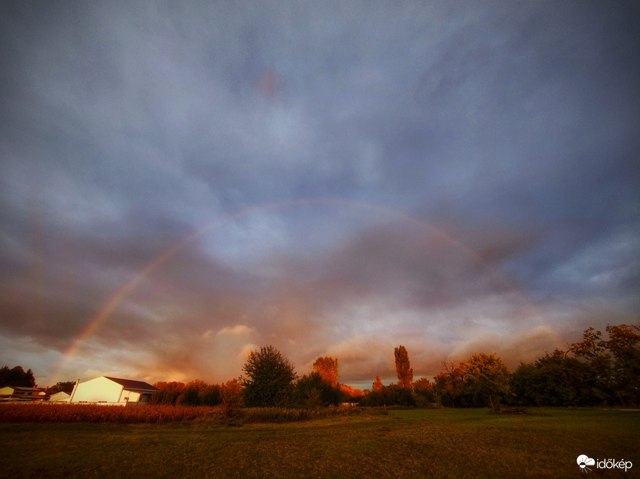 Régen volt nálunk teljes szivárvány