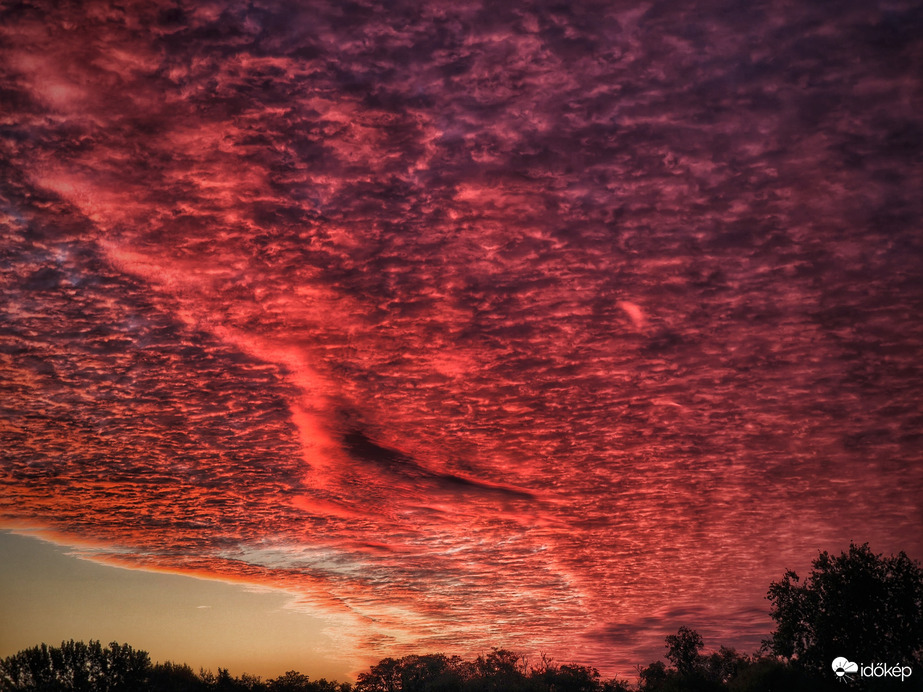 Az év talán legszebb napkeltéje idején