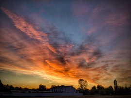 Napkelte Tyndall-sugarakkal fűszerezve
