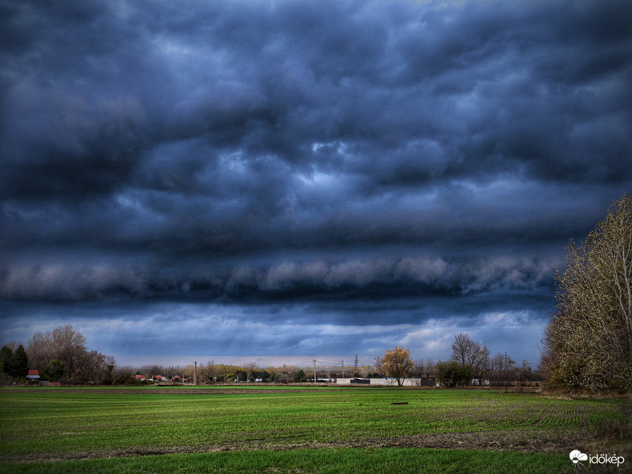 Novemberi peremfelhő a második hullám jóvoltából