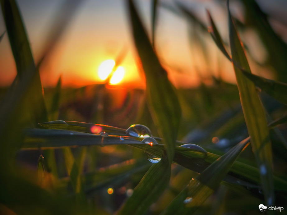 Naplemente az esős, borús napok után