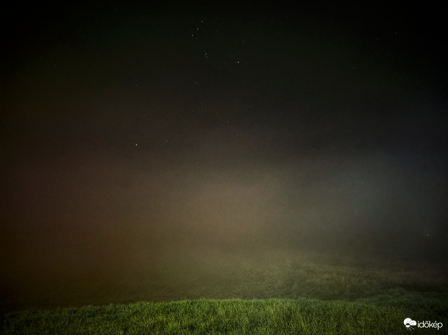 Köd feletti csillagos ég