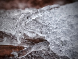 Jégcsapok találkája