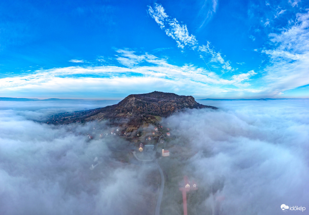 A mai ködök tengerében. 23.12.20.
