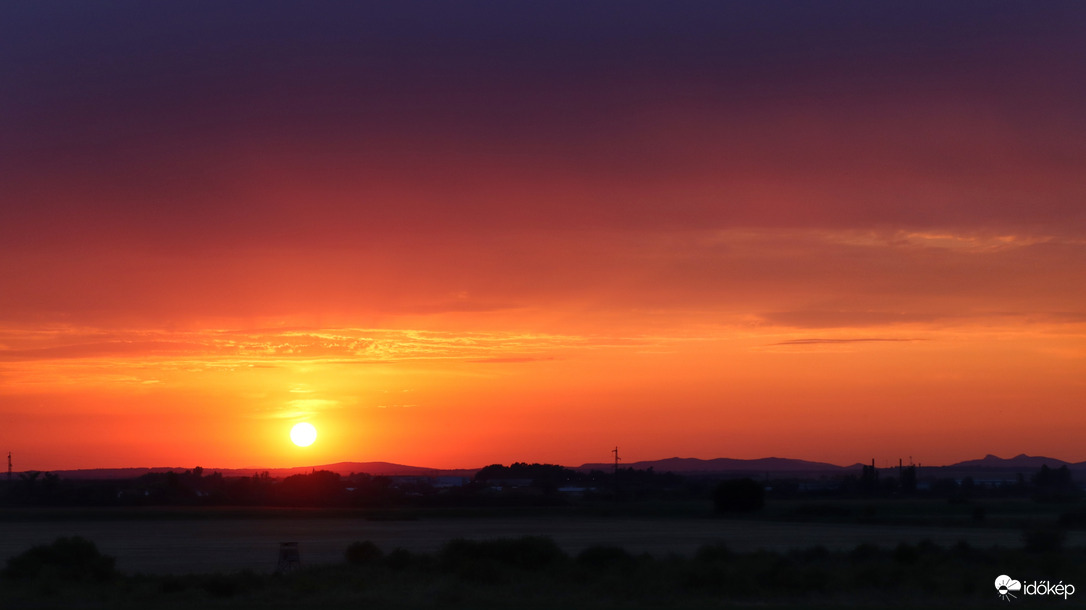 Augusztusi naplemente