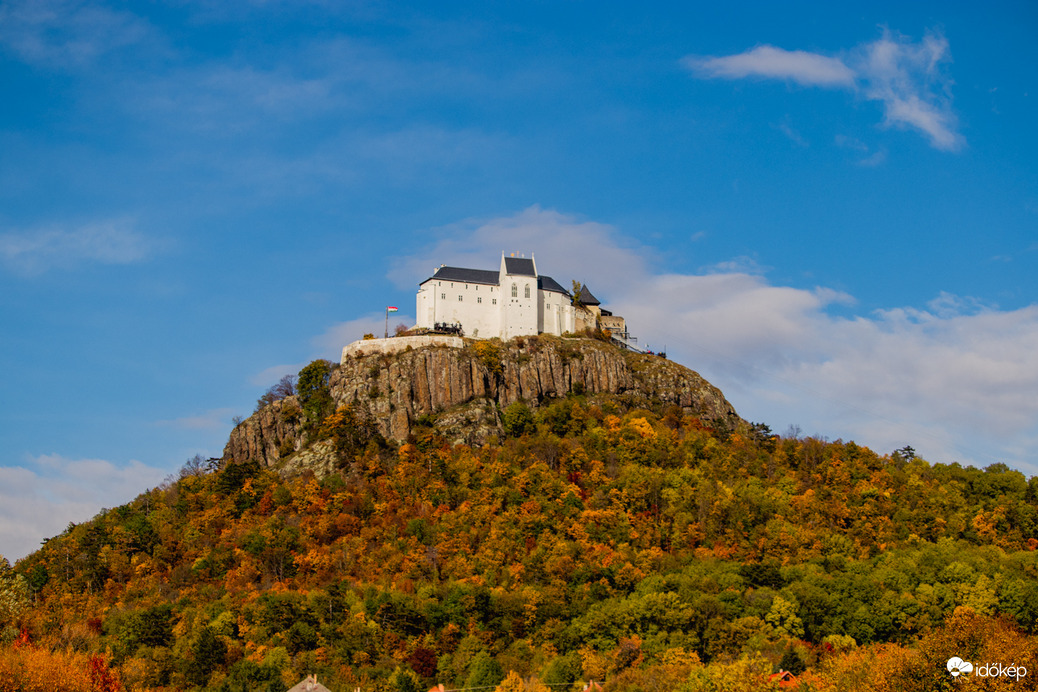 Füzér Vára őszi színekben