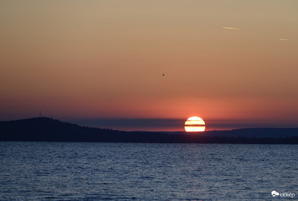 Fonyód mellett kelt fel a nap 