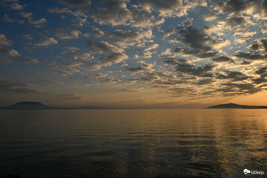 Hajnali szembenállás 