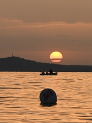Poros hajnal 