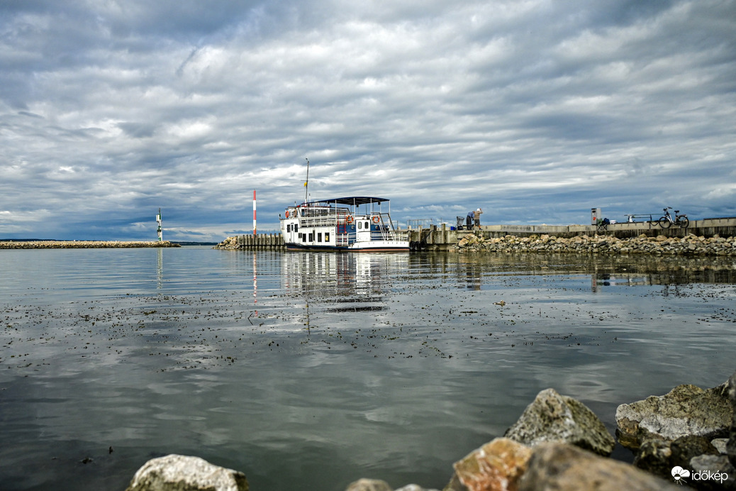 Őszköszöntő a parton 