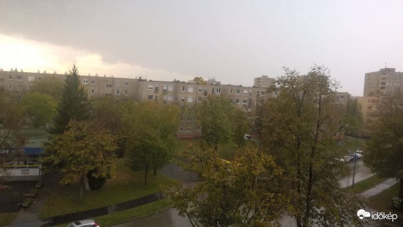 Ajkára is megérkezett a front.