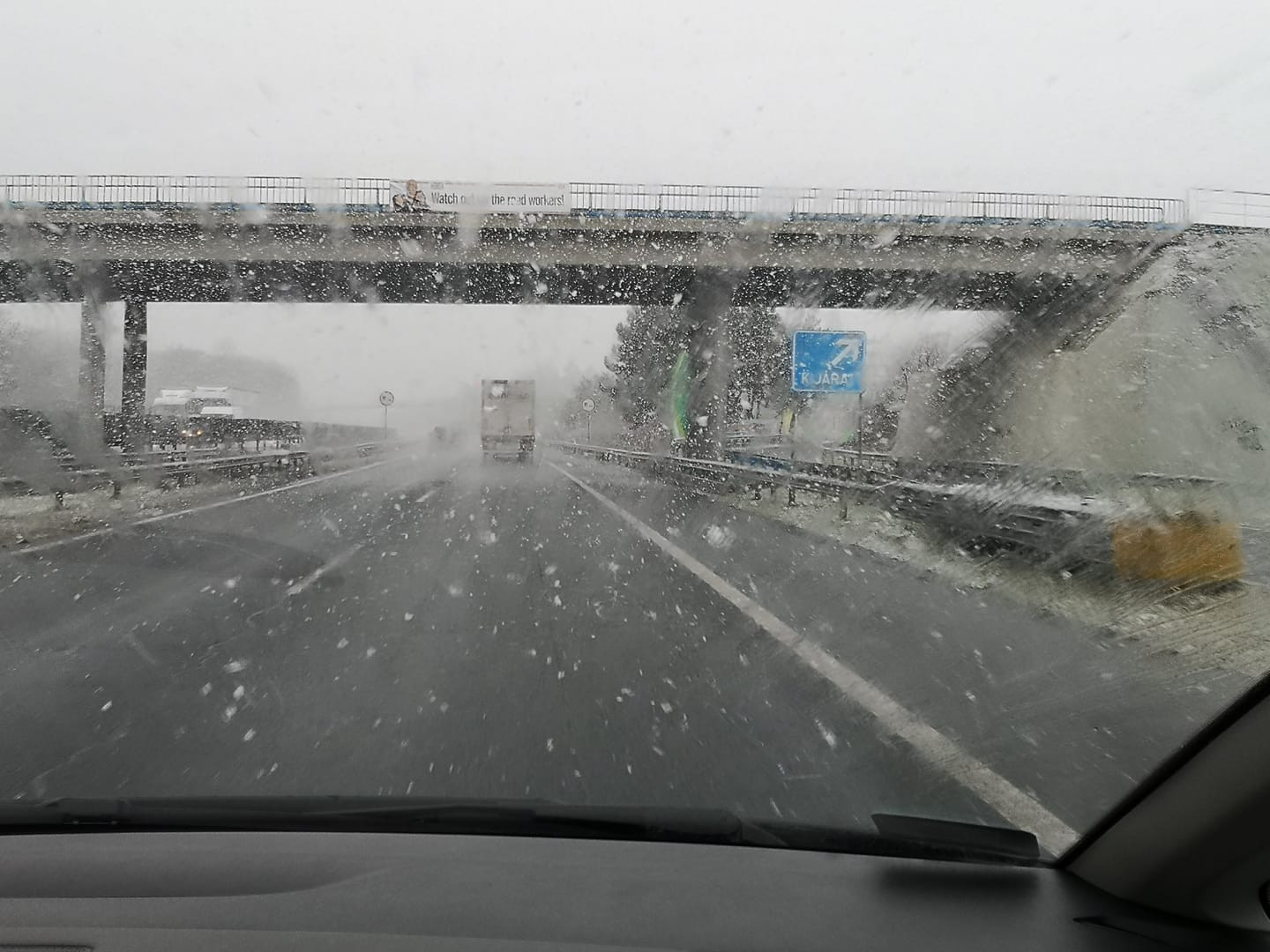 Rosszak a látási viszonyok: M7 autópálya