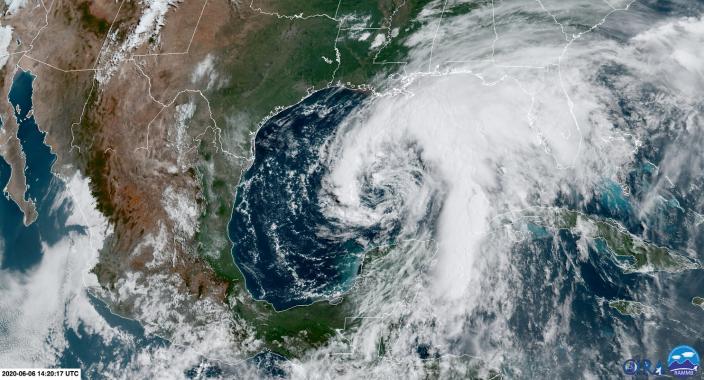 Cristobal vihar (NOAA)