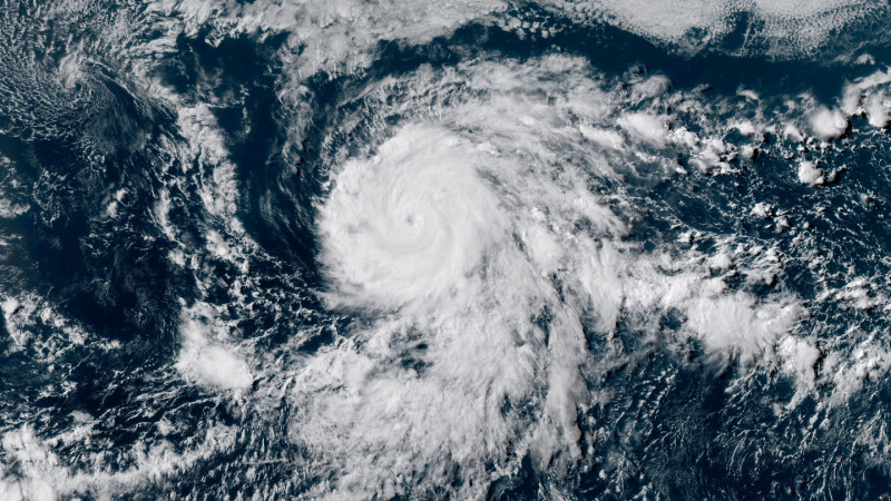 Douglas hurrikán (NOAA műholdkép)