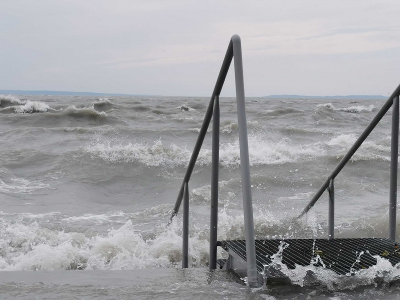Kibillent a Balaton vize