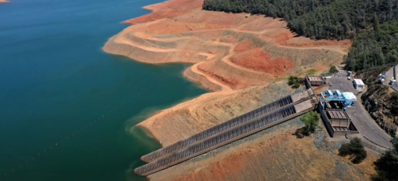 Rekord alacsonyan az Oroville-tó szintje Kaliforniában