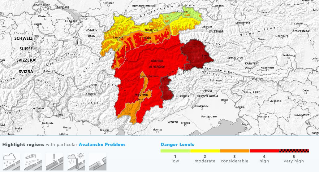 Lavinaveszélyre figyelmeztetnek az Alpokban