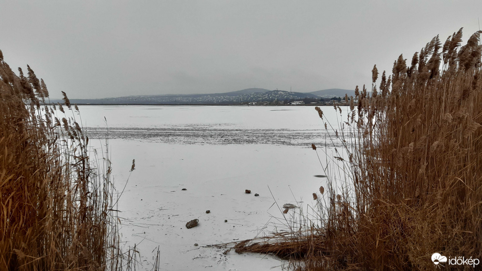 Befagyott a Velencei-tó