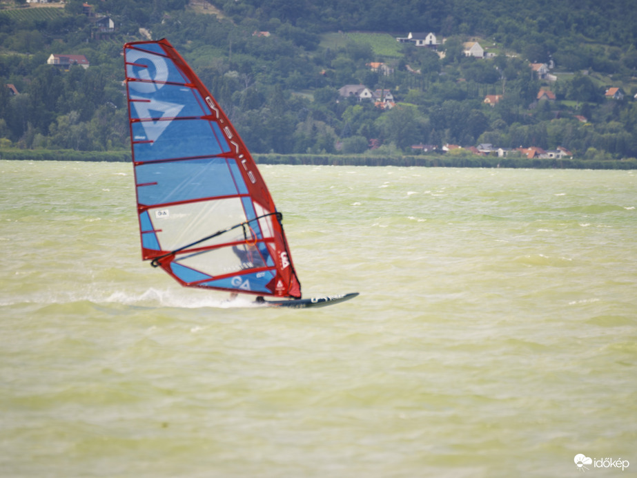 Windsurf