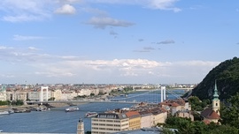 Hömpölygő Duna