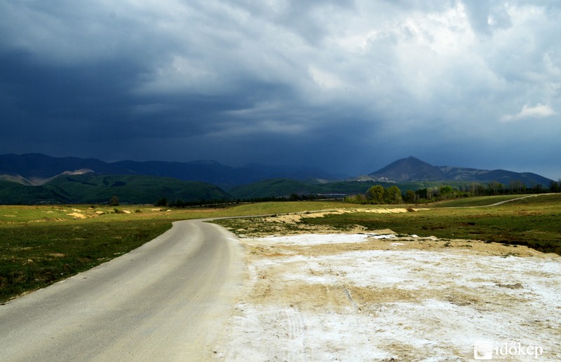 Bihar hegység előtt