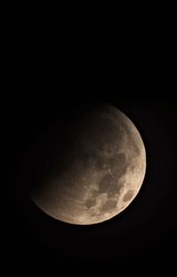 Részleges Holdfogyatkozás (Umbral))