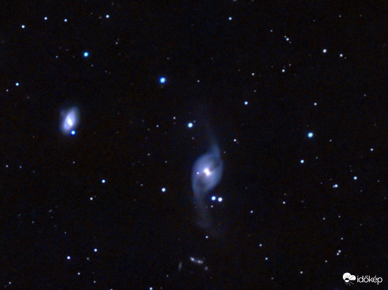 NGC 3718