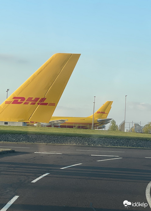 DHL air cargo